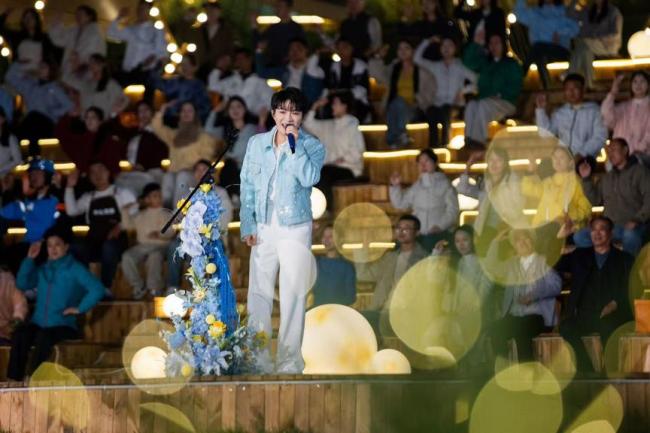 苏有朋周深等众星齐聚芒果中秋晚会 文化破壁共赏团圆新记忆