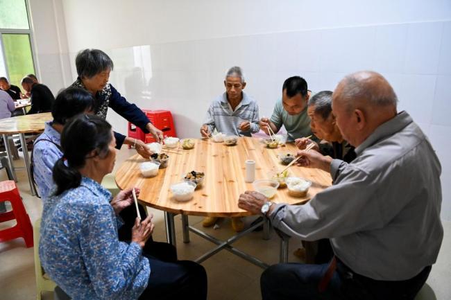 广西百色防汛救灾一线见闻 干群合力抗洪抢险