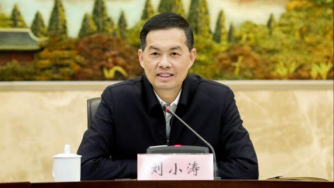 “70后”刘小涛任江苏省代省长