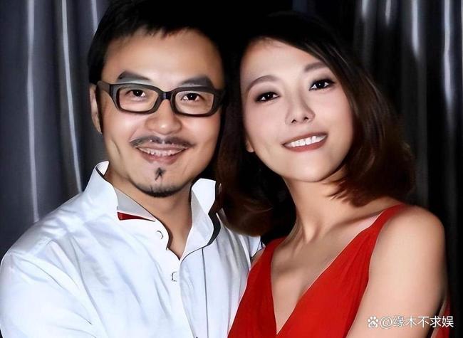 杨乐乐通告独自入院