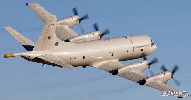 歼16黄岩岛巡逻警戒画面 展现空中实力