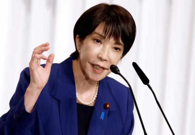 当不成日本首相了？64岁高市早苗开局不顺，无奈对中国后退一步