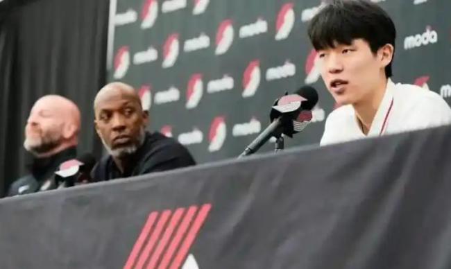 杨瀚森单节14分 约基奇式妙传 中国新星闪耀NBA