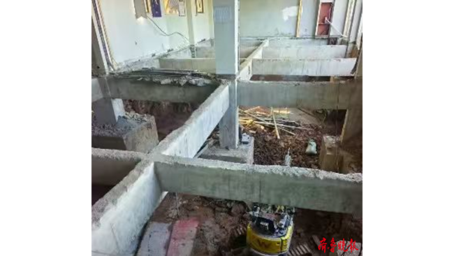 私挖地下室导致整楼开裂,唯有彻查涉事方背景 业主等待赔偿遇地震
