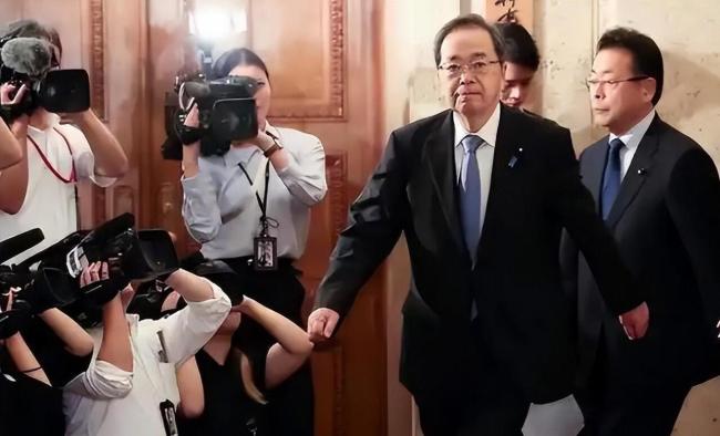 高市早苗距日本首相一步之遥了吗 政治危机突现