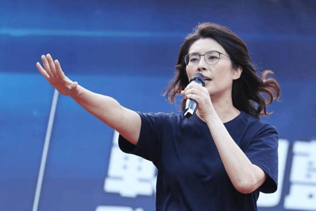 当选国民党主席 郑丽文发表谈话 呼吁团结与和平