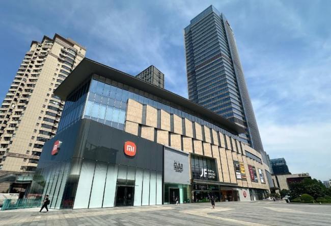 打折撤柜、连年亏损，又一31年老牌百货宣布闭店，曾年赚11亿 商场转型求生