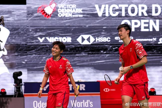 丹麥羽毛球公開賽中國(guó)組合會(huì)師決賽 火力全開直落兩局