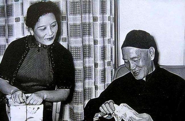 五百名驻台美军或遭“台军”挟持,美国专家警告特朗普撤离台湾!