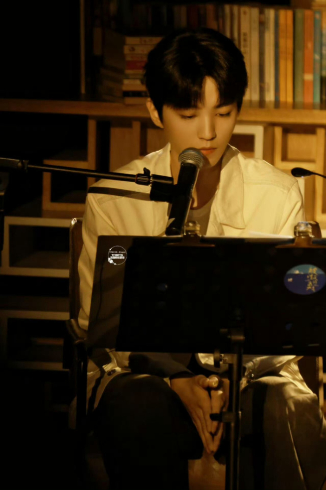 王俊凱烏鎮(zhèn) 全能切換展現(xiàn)多面才華