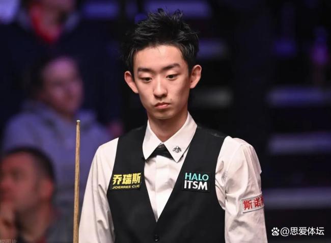 斯诺克战报：中国2负1胜 赵心童大爆冷 赵心童状态低迷