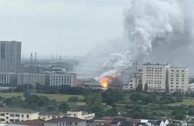 江苏一化工厂发生火灾 官方通报