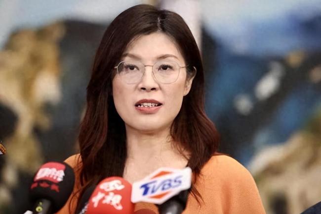 郑丽文批赖清德根本不懂两岸事务