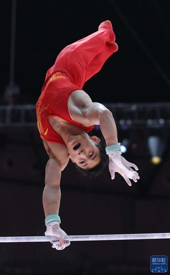 美国马龙击败众人，夺得世锦赛单杠第二枚金牌！桥本大辉夺银，石聪失误排名