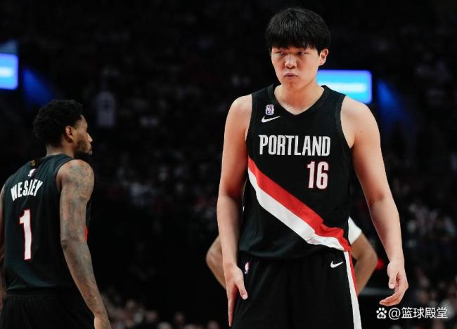 杨瀚森vs快船4分钟全收录：上场6秒就得分 防守站位进步太多