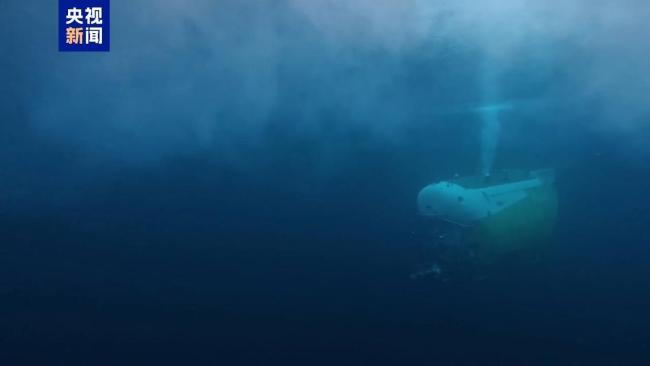 “奋斗者”号载人潜水器带着北极深海故事回来啦!
