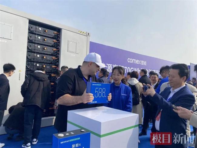 湖北开建世界一流超级工厂 新能源产业新纪元开启