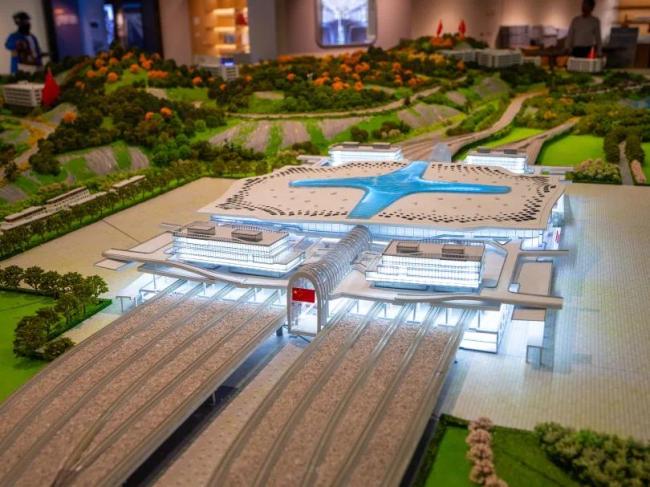 未来感十足!网友:这个车站“太科幻”!