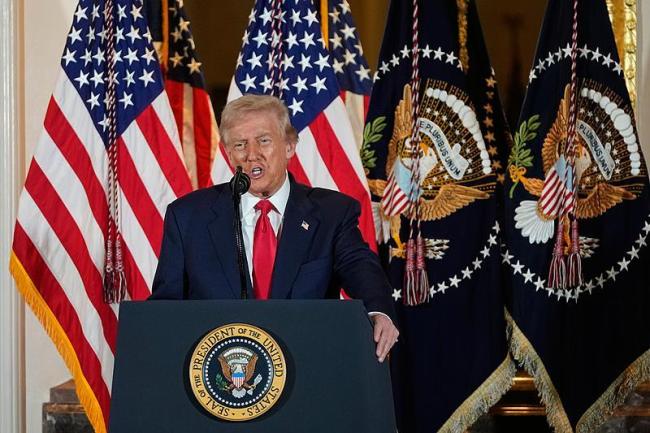 特朗普称明年换掉美联储负责人