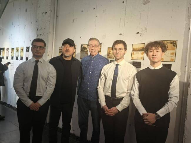 马库斯在日本展出日军侵华照片 珍贵历史见证