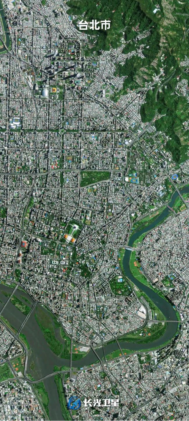 卫星视角瞰中国台湾省 美景与繁华尽收眼底