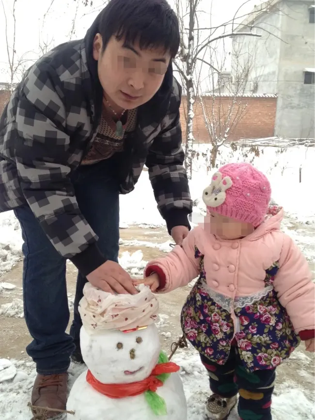 多名民警电击殴打刑讯逼供致1男子死亡 涉案警员一审被判刑