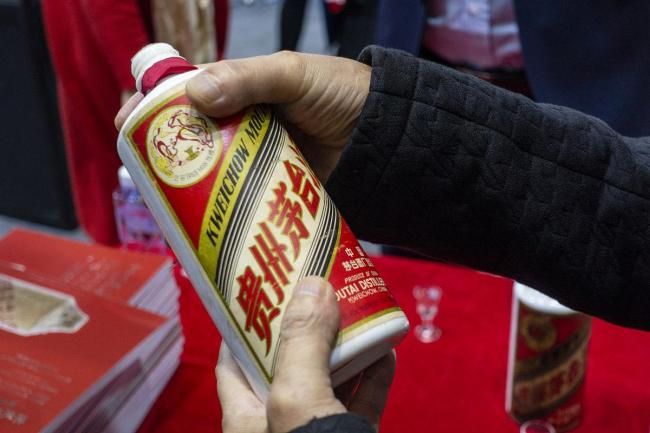 1.8万亿市值的茅台为何人事动荡 高层震荡与价格崩盘同步