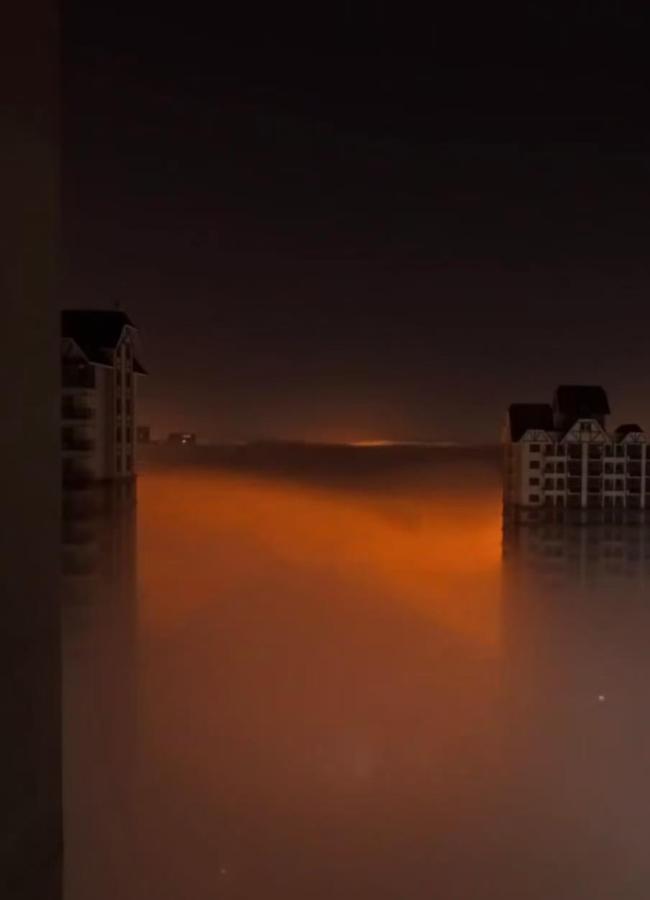 河北多地清晨现大规模平流雾