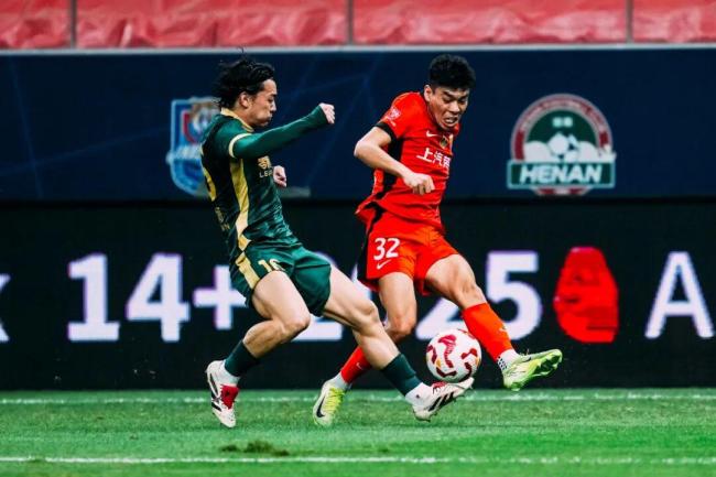 媒体：海港还差“最后一分” 争冠主动权在握