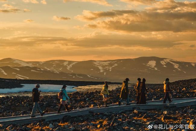 李沁发文告别《花儿与少年7》 温暖回忆定格旅程