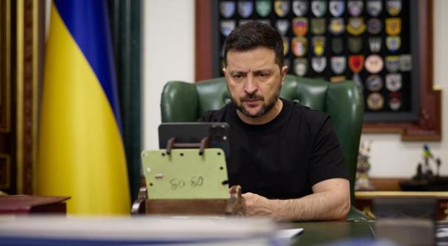 泽连斯基承认红军城局势艰困说明啥 战局或将迎来大结局