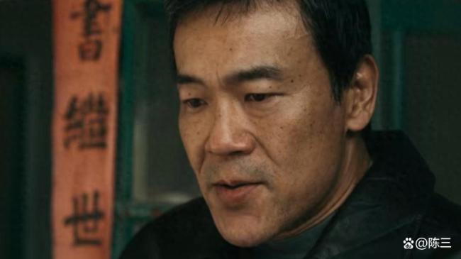 树影迷宫 小巷井中惊现倒浮女尸 硬核细节还原九十年代刑侦现场