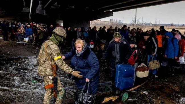 评论员:俄强攻红军城意在拉平战线 生死棋眼的较量