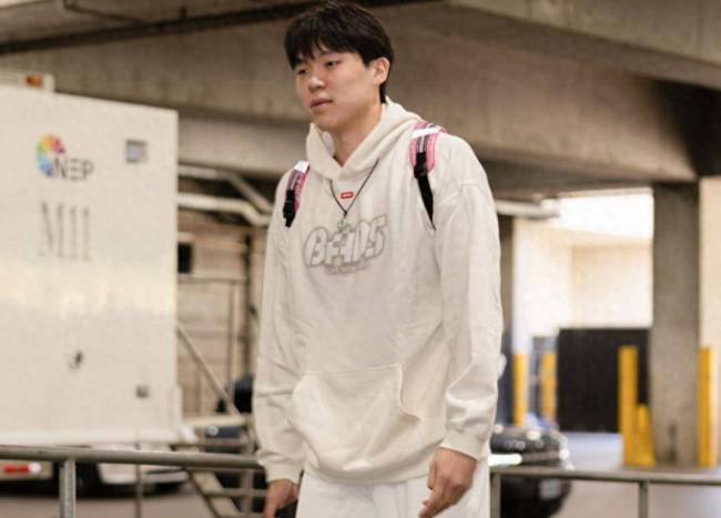 杨瀚森G联赛数据标尺:从及格到封神 他能交出一份怎样的答卷?合理预期80分水准