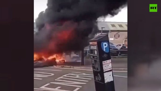 英国火车行凶案9人危殆 袭击引发恐慌与混乱