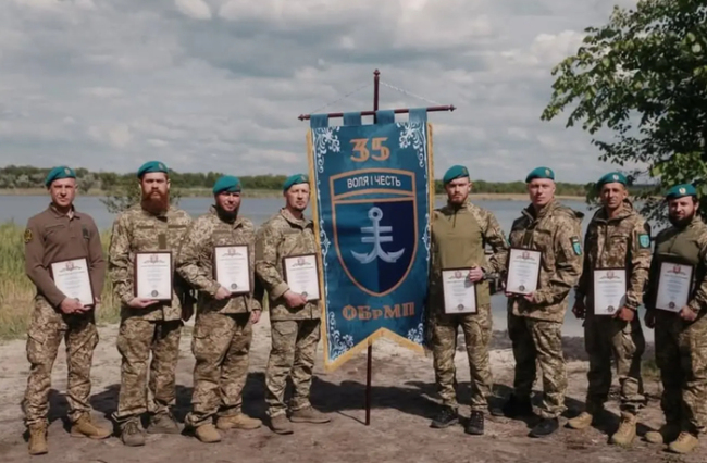 曝乌军公开授勋时遭俄军袭击 精准打击动摇士气