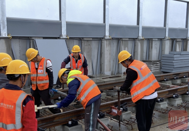 眉山即将进入“轨道交通时代”，记者近距离探访成眉S5线进展