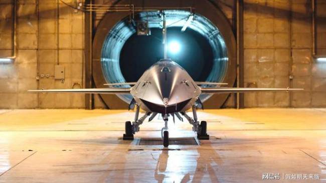 美国空军两种无人机相继完成首飞 CCA项目迈出重要一步