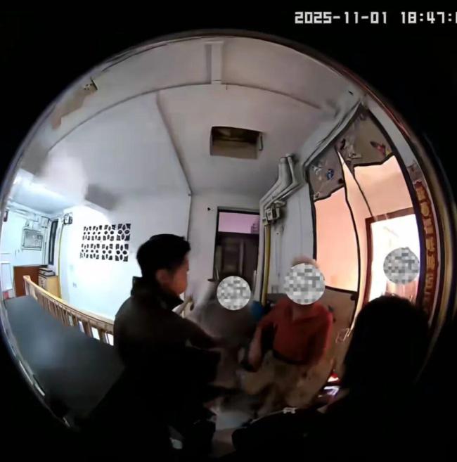 女子遭邻居殴打威胁 劝阻乱扔垃圾反被围殴