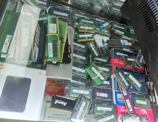 业内预测存储产品缺货至明年 涨价潮持续