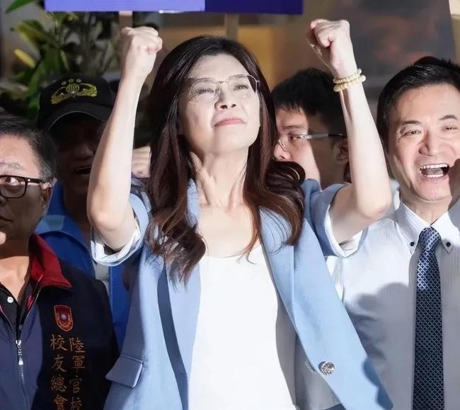 应对台湾问题迈入新阶段！新华社连续三天发文强调，统一已成必然