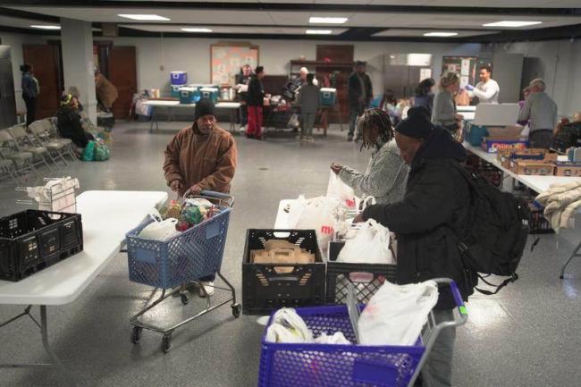 政府“停摆”背后的美国政治危机 党争加剧民众困境