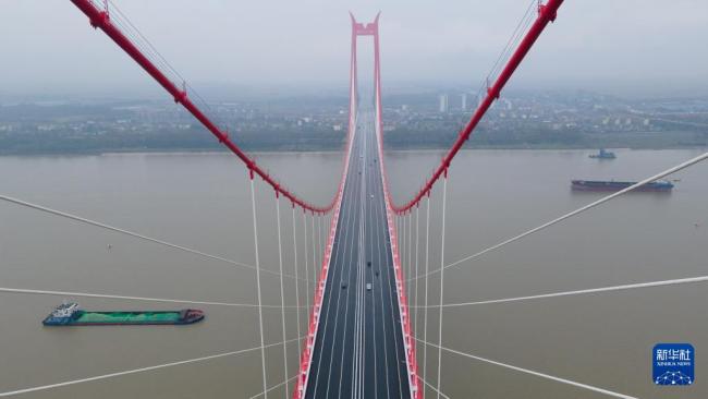 世界首座 铜陵长江三桥正式通车