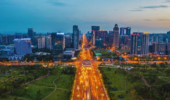 消费十强城市洗牌,中西部逆袭? 成都引领消费新趋势