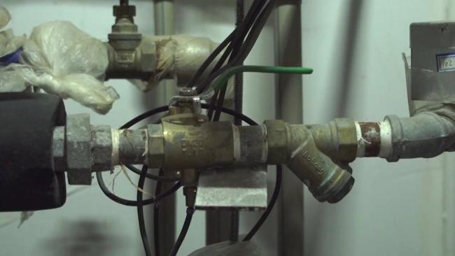 立冬后暖气不热怎么办 正确排气是关键