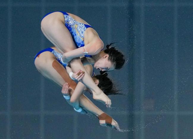 全运会女子10米跳台 上海组合夺冠