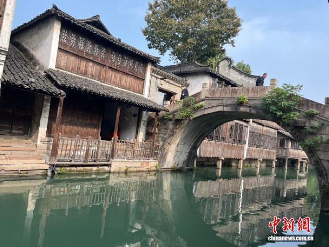 看千年古镇的数字新生 互联网与AI交融