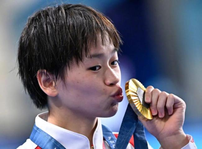 18岁全红婵直面三道坎 坚韧回应所有期待