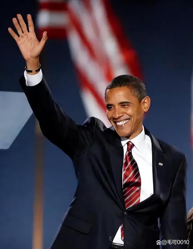 拜登强烈批评特朗普称其家族赚了18亿 奥巴马尖锐反击