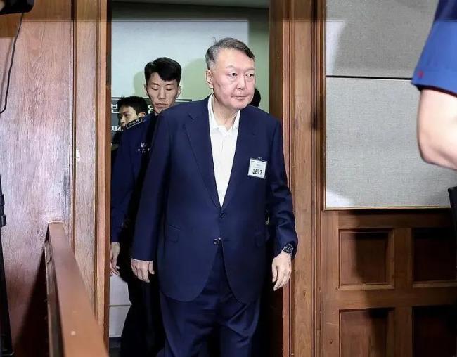 尹锡悦为何能在看守所内收到巨款 代管金制度遭质疑